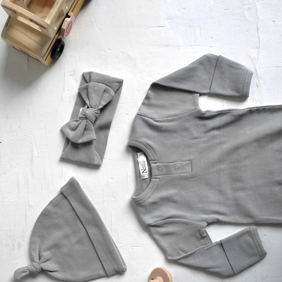 Gray Newborn Sweet Dreams Set